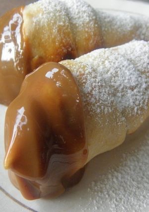 Una foto de Cañoncitos de hojaldre con relleno de dulce de leche