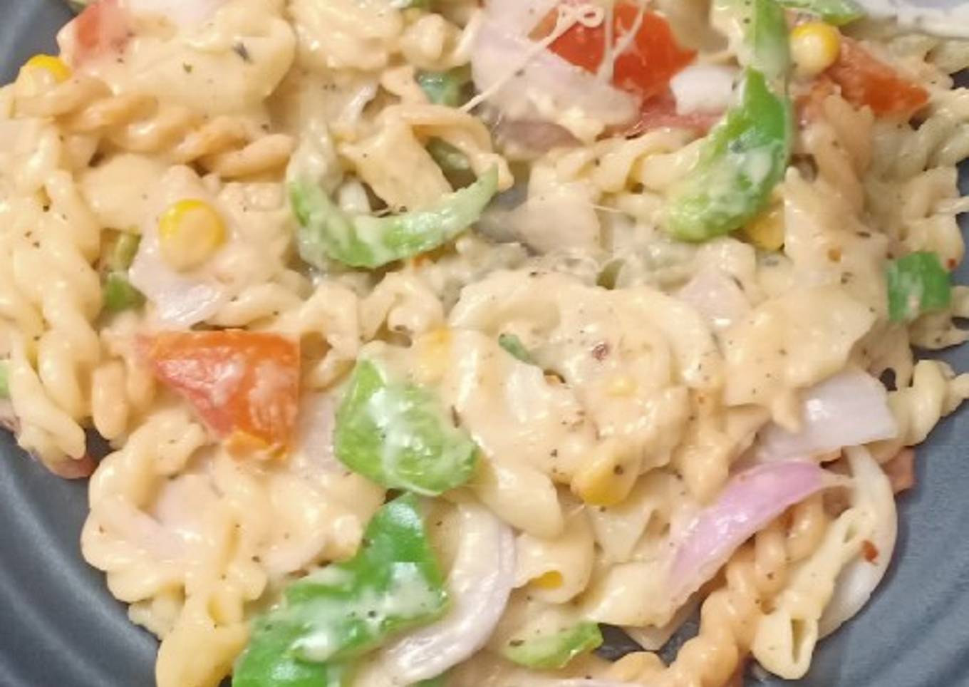 White Sauce cheese Pasta