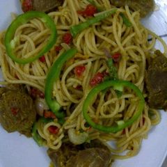 A picture of Jollof pasta.
