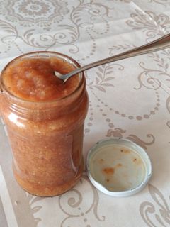 Una foto de Mermelada de brevas/higos con zumo de limón sin azúcar y en el microondas