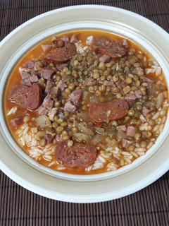Una foto de Lentejas con chorizo