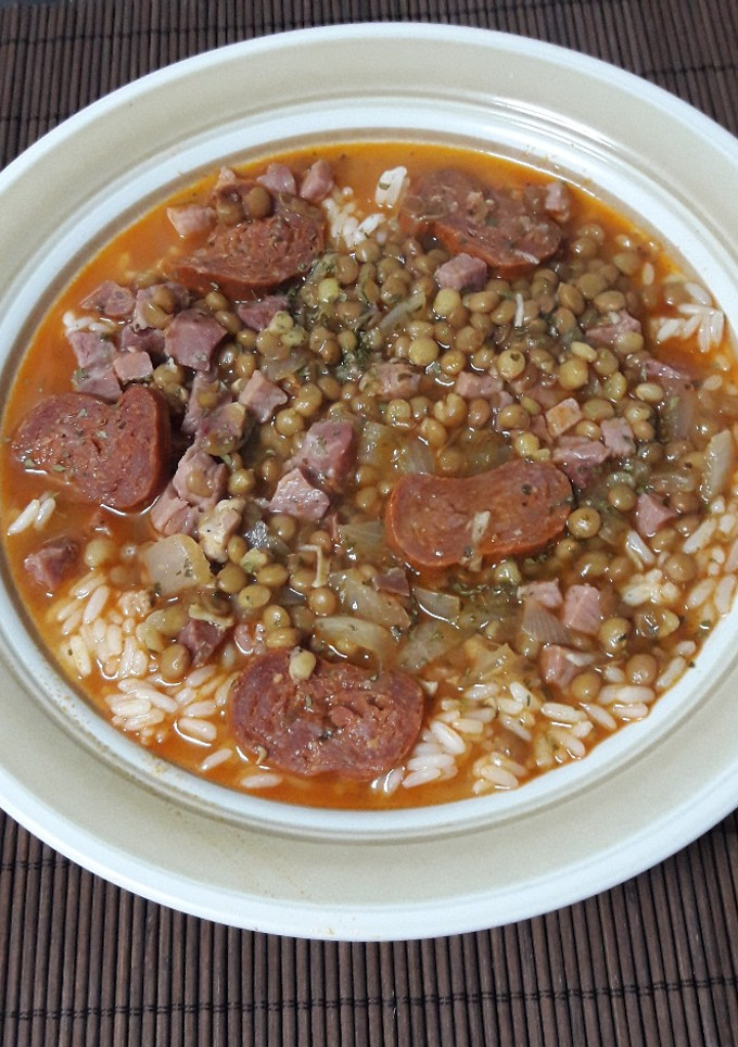 Una foto de Lentejas con chorizo