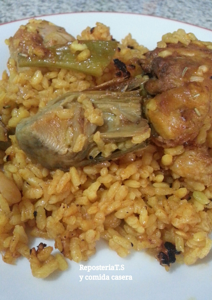 Una foto de Paella Valenciana