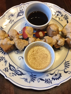 A picture of California Farm Skewered Tofu in Peanut Sauce.