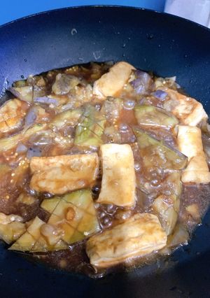 Hình của món Cà tím sốt đậu.