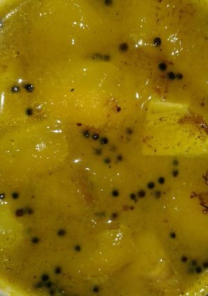 A picture of Mango chutney.