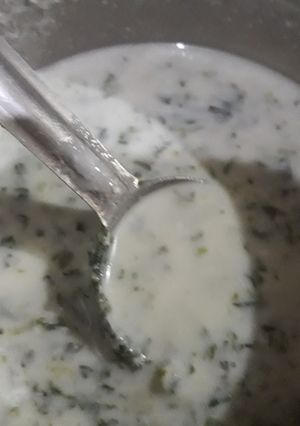 बथुआ का रायता (bathua ka raita recipe in Hindi) रेसिपी मुख्य फोटो