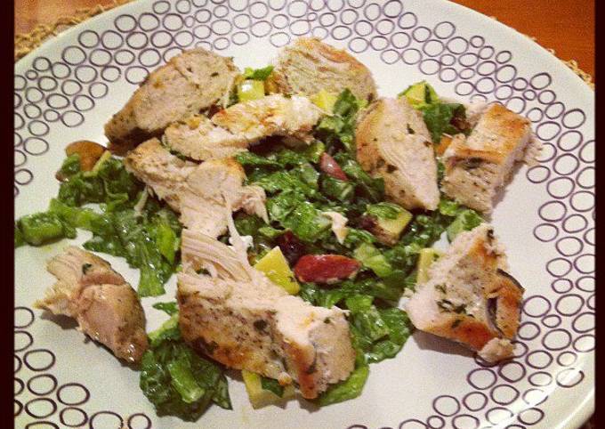 Grilled chicken salad recipe main photo