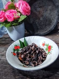Foto resep Oseng Cumi hitam