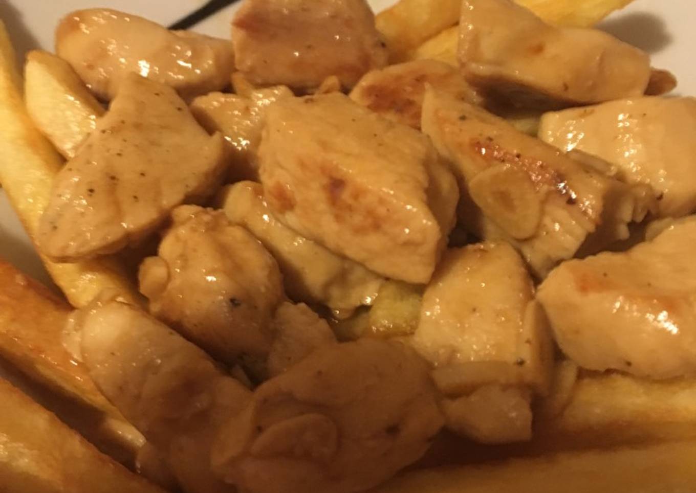 Pollo al ajillo