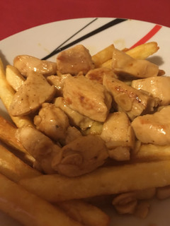 Una foto de Pollo al ajillo