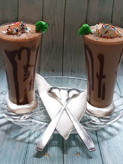 A picture of Choco Banana Shake.