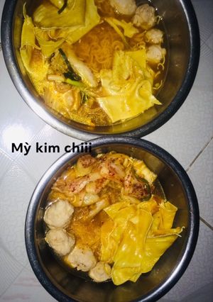 Hình của món Mỳ kim chi.