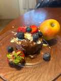 Petit déjeuner chocolat fruits