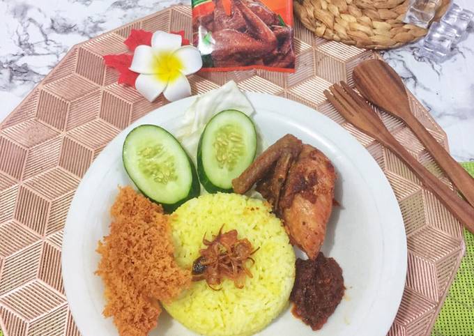 Nasi Kuning Bumbu Kalasan