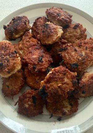 A picture of Thai Fried Pork Patties.