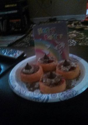 A picture of Chocolatey strawberry shortcakes.