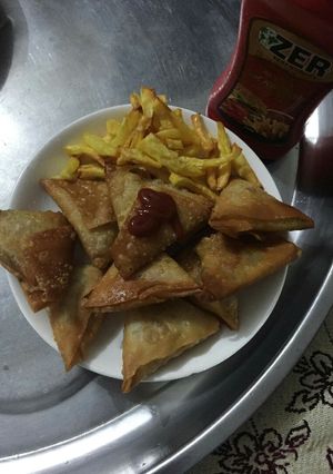 صورة لوصفة سمبوسة مع البطاطس