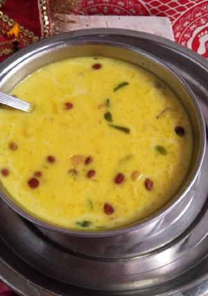 A picture of Zafrani kheer.