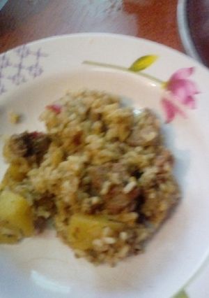Una foto de Hígado con arroz a la olla