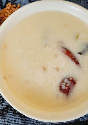 ગુજરાતી કઢી (Gujarati Kadhi Recipe In Gujarati) રેસીપી મુખ્ય ફોટો