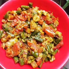 A picture of Mix Veggies Curry.