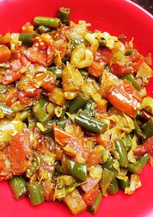 A picture of Mix Veggies Curry.