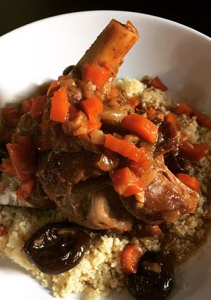 Une photo de Souris d’agneau fondante à la marocaine