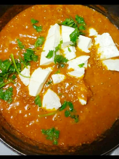 பன்னீர் பட்டர் மசாலா (Paneer butter Masala Recipe in Tamil) செய்முறை முக்கிய புகைப்படம்
