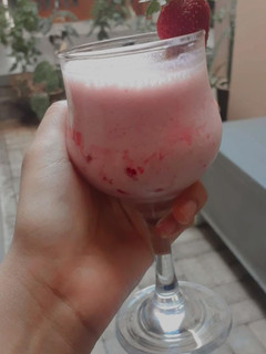 Foto resep Strawberry Milkshake no ice cream