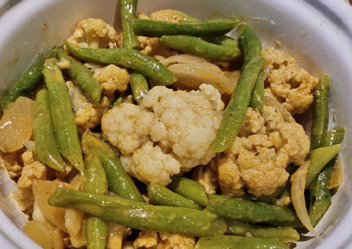 Curried Cauliflower and Beans