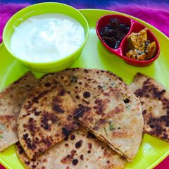 A picture of Gobhi paratha.