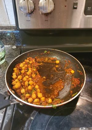 Una foto de Guisado de garbanzo con chorizo