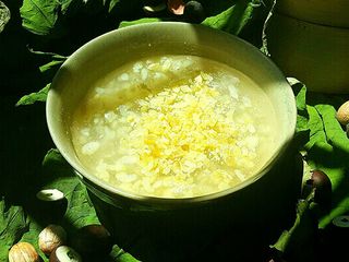 Chè cốm vò