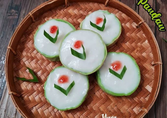 Resep Kue Lumpur Pandan Oleh Yuna Cookpad