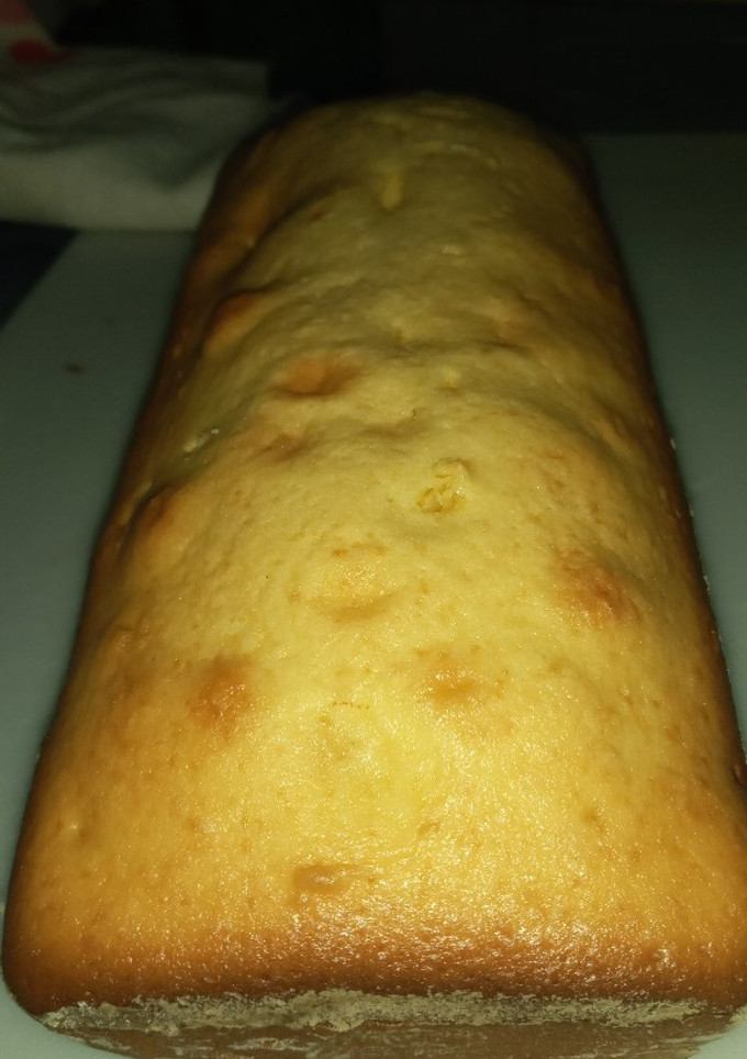 Una foto de Budín de naranja 🍊🍊