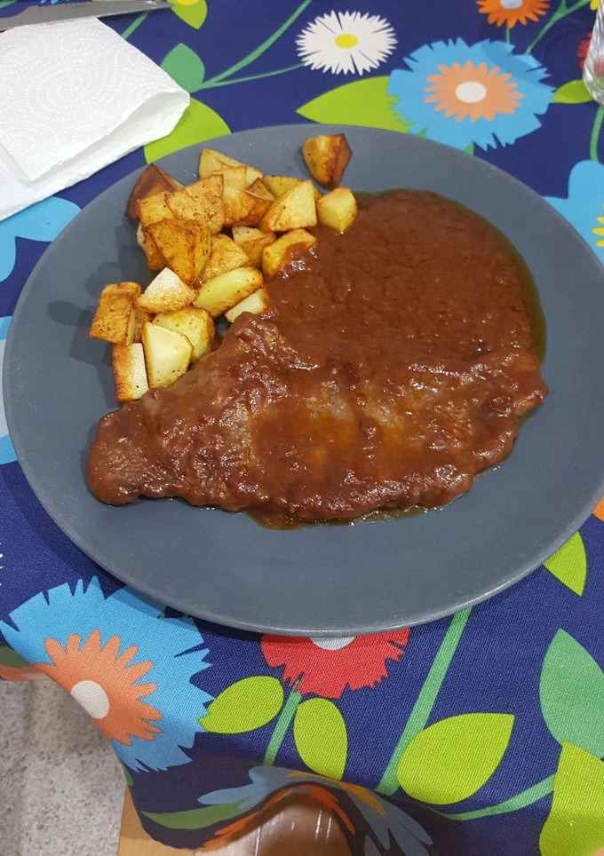 Una foto de Filetes de ternera en salsa de verduras