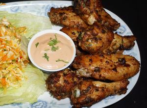 Una foto de Alitas de pollo asadas al horno