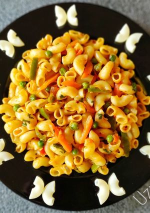 A picture of Indian Style Macaroni.