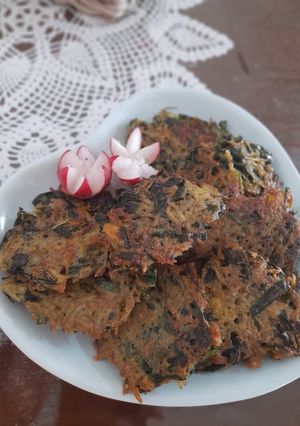 عکسی از دستور کوکو با سبزی خوردن و برنج 😍😁
