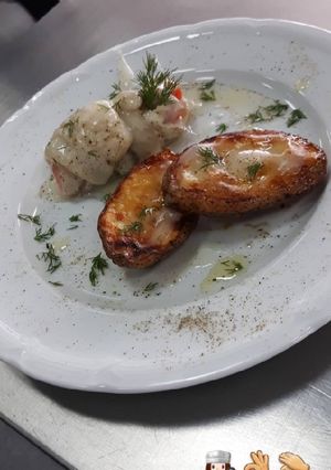 Φωτογραφία της συνταγής Ψάρι γλώσσα & πατάτα φούρνου με βούτυρο