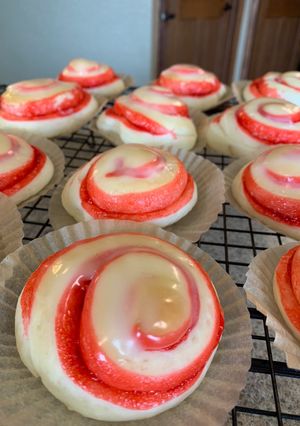 A picture of Strawberry Rolls.
