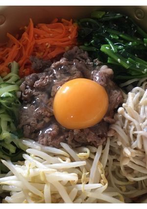 รูปของ ข้าวยำเกาหลี
