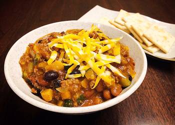 Easy Serving Recipe Zucchini Ground Beef Chili With Chili Canned Practical Delicious