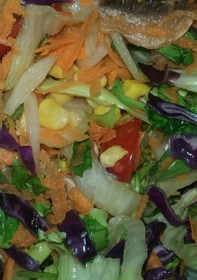 Una foto de Ensalada fresca multicolor