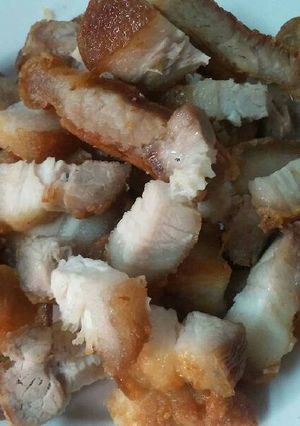 Hình của món Thịt ba chỉ áp chảo.