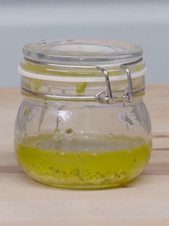 A picture of Mediterranean vinaigrette.