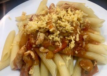 The New Way Prepare Recipe Penne with Chicken and mushrooms in tomato sauce Home Style