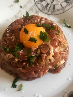 Una foto de Tartar de solomillo de cerdo