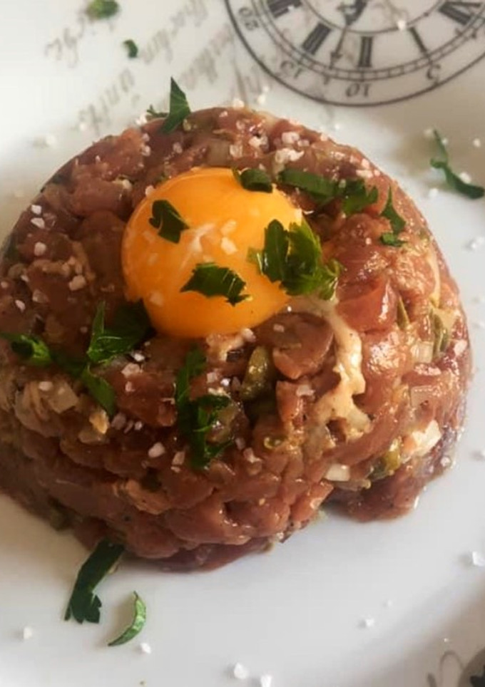 Una foto de Tartar de solomillo de cerdo